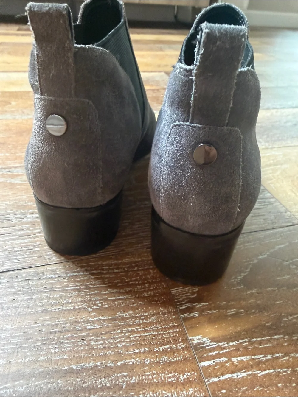 Marc Fisher Gray Suede Yale Chelsea Ankle Boots Booties / Size 6M
